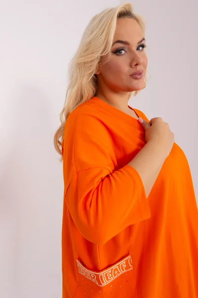 Oranžová volná dámská halenka V- výstřihem plus size