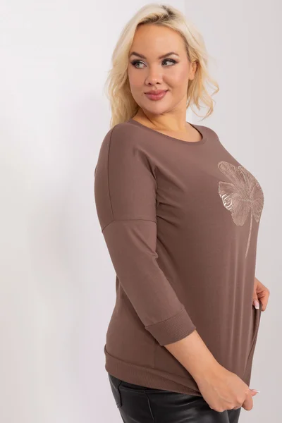 Lesklá hnědá plus size dámská halenka s potiskem - FPrice