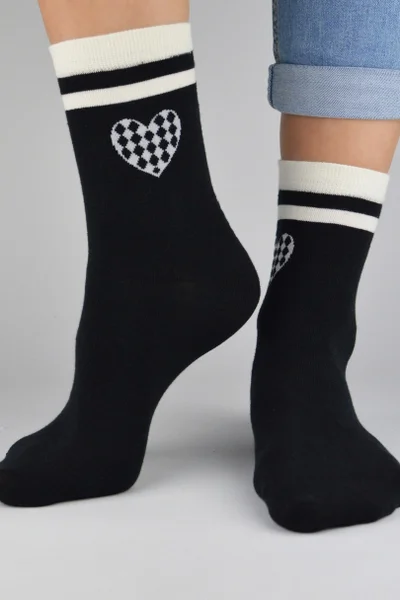 Černé vzorované dámské ponožky Noviti