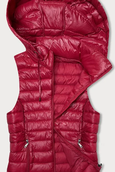 Červená dámská vesta s kapucí - Elegantní teplo od J.STYLE