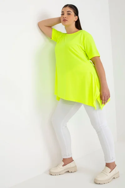 Fashionhunters fluoro žlutá viskózová halenka plus size