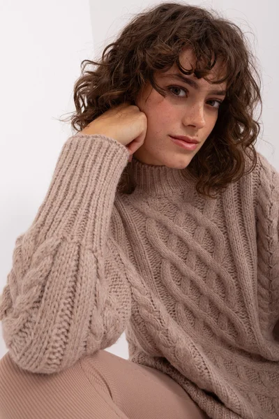Kostkovaný dámský svetr v béžové barvě - FPrice