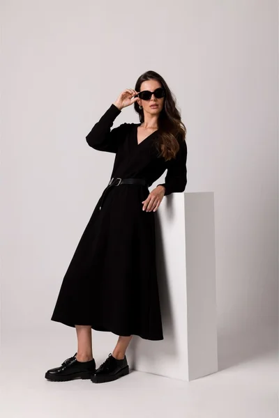 Černé Maxi šaty s hlubokým výstřihem do V - BeWear Elegance