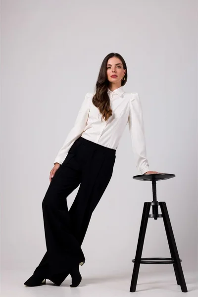 Černé Dámské Kalhoty s Prošíváním - BeWear Elegance