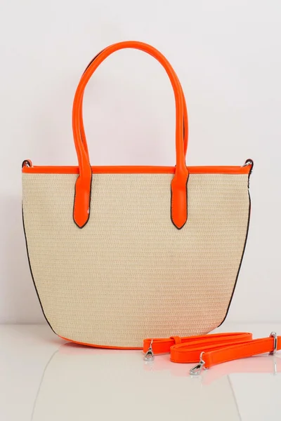 Oranžová pletená kabelka s béžovými detaily