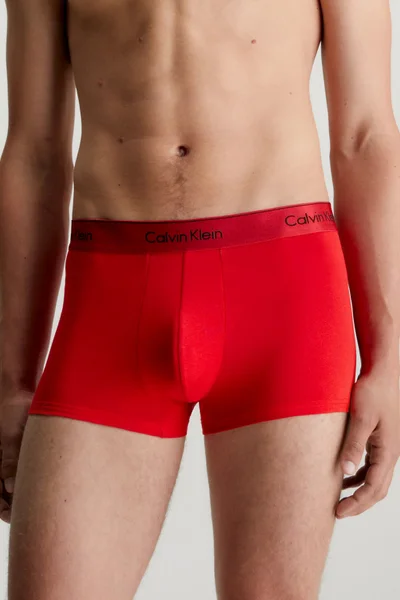 Červené sportovní boxerky Calvin Klein MODERN COTTON