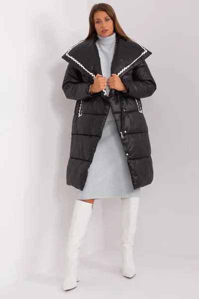 Černá bunda na zimu s kapsami - Elegantní styl pro město