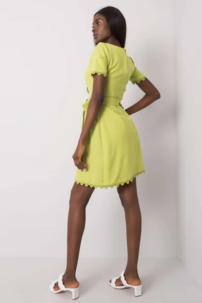 Dámské šaty s krajkou ve světle zelené barvě od FPrice