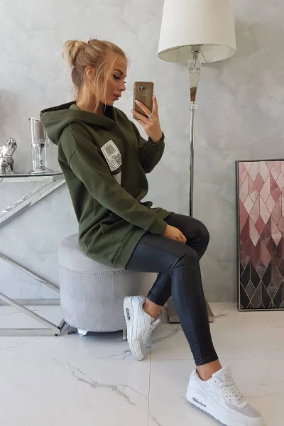 Dámská khaki mikina s kapucí a nášivkami K-Fashion