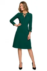 Zelené šaty s vázaným výstřihem od Stylove - elegantní lichotivý střih