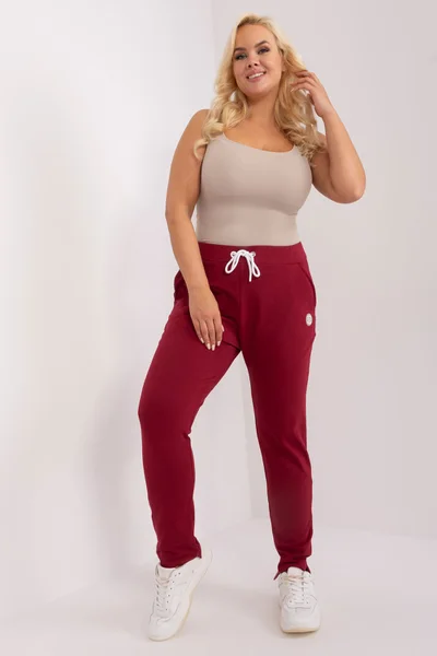 Bordó bavlněné dámské plus size tepláky FPrice