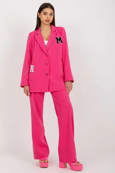 Bunda pro ženy v tmavě růžové barvě s unikátním střihem od značky FPrice