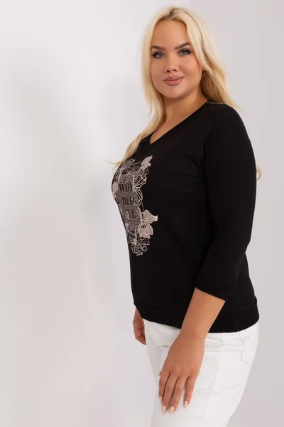 Černá plus size dámská halenka s potiskem a 3/4 rukávy