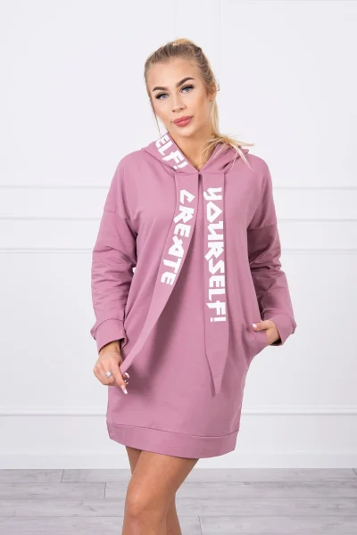 Dámské oversize šaty s kapucí tmavě růžové K-Fashion