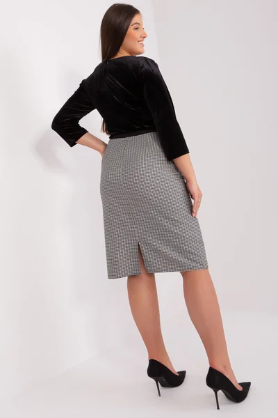 Černé elegantní plus size šaty - LK-SK-506885