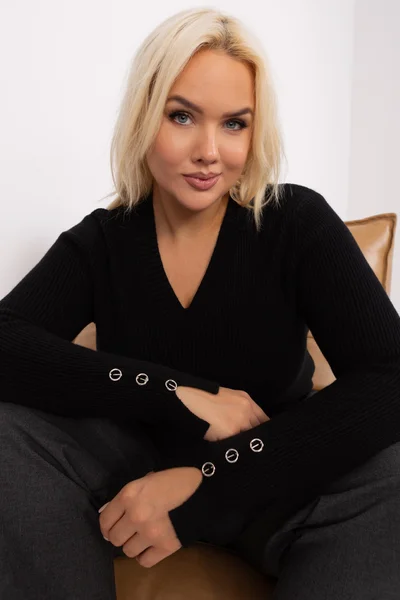 Černý srdíčkový plus size svetr FPrice