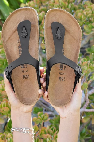 Komfortní žabky Birkenstock Gizeh W