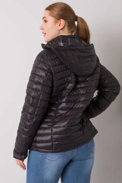 Černá zateplená bunda pro ženy s odnímatelnou kapucí - NM