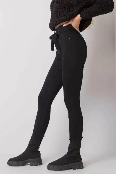 Dámské černé slim fit džíny s páskem FPrice