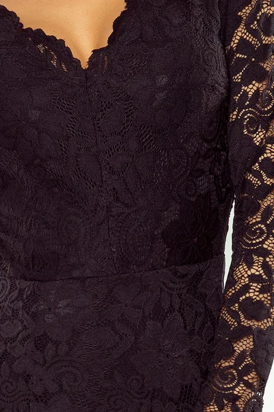Dámské  1 Černé krajkové šaty s dlouhými rukávy a výstřihem model 21704