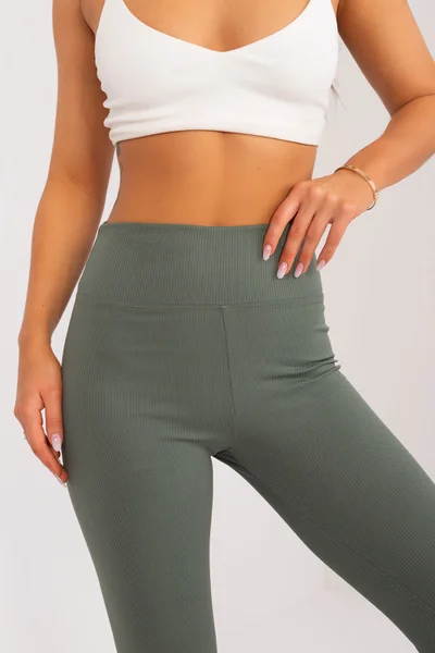 Dámské khaki sportovní legíny Basic od Fashionhunters