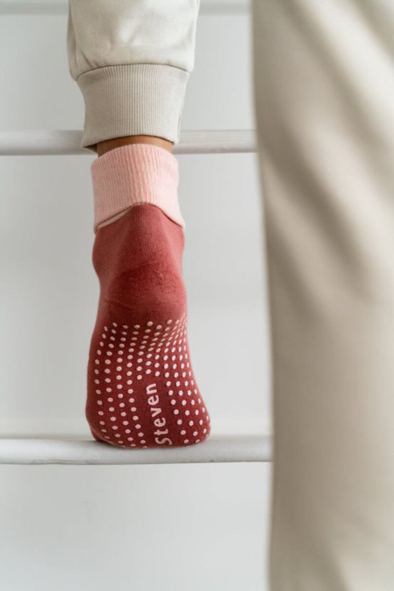 Dámské ponožky s protiskluzovou úpravou ABS A0G04 Steven, Růžová 35-37 i170_PW020126D