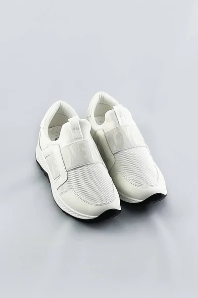 Bílé dámské boty slip-on V81X COLIRES