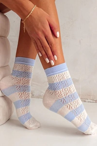 Průsvitné pruhované dámské ponožky Milena