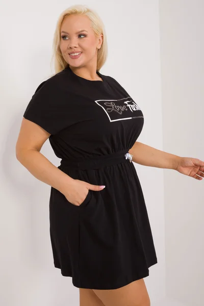 Fashionhunters dámské plus size minišaty s nápisem