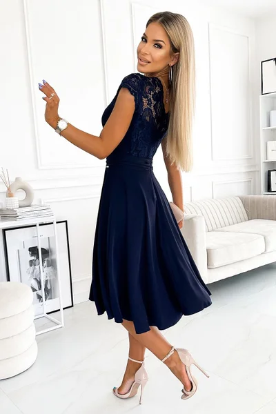 Krátké šifónové šaty LINDA v tmavě modré barvě