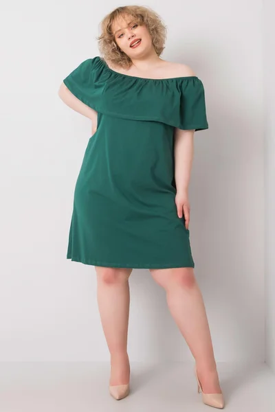 Dámské tmavě zelené šaty plus velikosti se španělským výstřihem FPrice