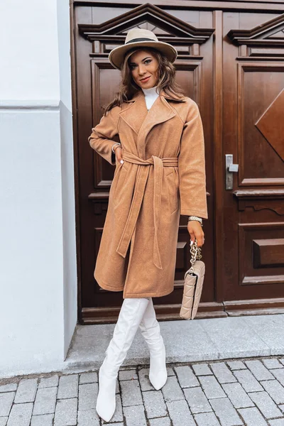 Elegantní dámský podzimní kabát NANCY camel od Dstreet