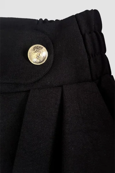 Černé široké kalhoty s ozdobnými knoflíky BE