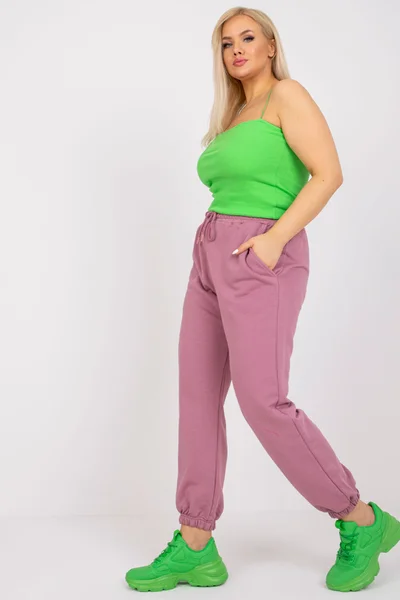 Pudrově růžové dámské tepláky Plus Size FPrice