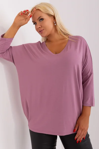 Růžová plus size dámská halenka s V výstřihem - FPrice