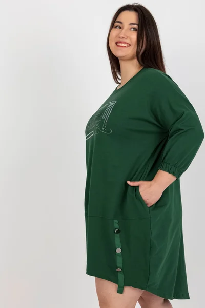 Zelené plus size šaty s 3/4 rukávy - Městská elegance