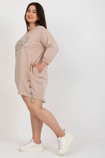 Bežové plus size teplákové šaty s kapsami - Elegantní letní tunika