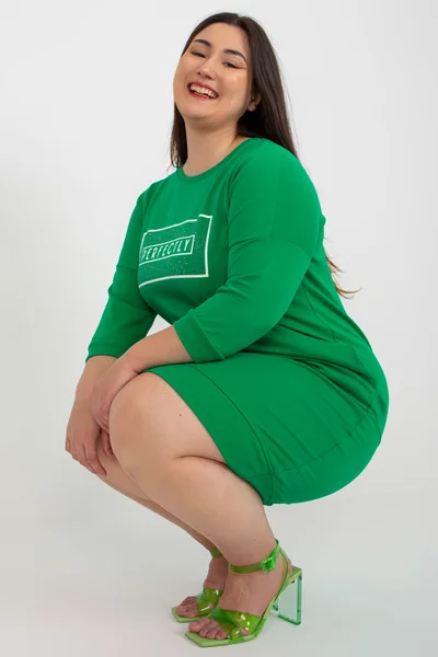 Zelené bavlněné plus size šaty s nápisem - Letní zelená tunika