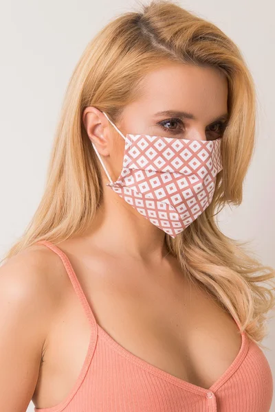 Růžová ochranná maska se vzorem FPrice