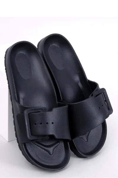 Dámské černé pantofle Inello gumové s přezkou