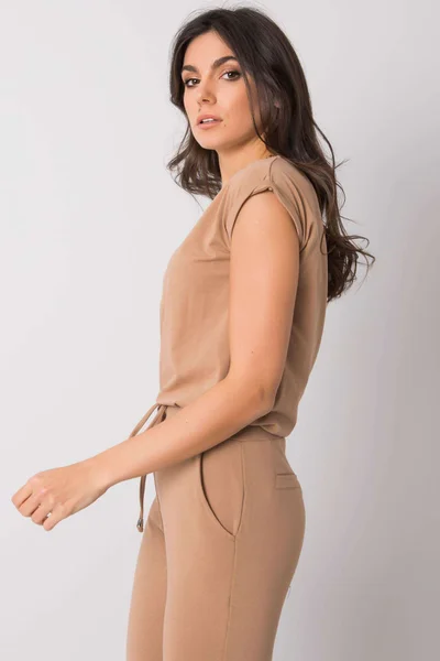 Fashionhunters Camel Basic Dámské Tričko