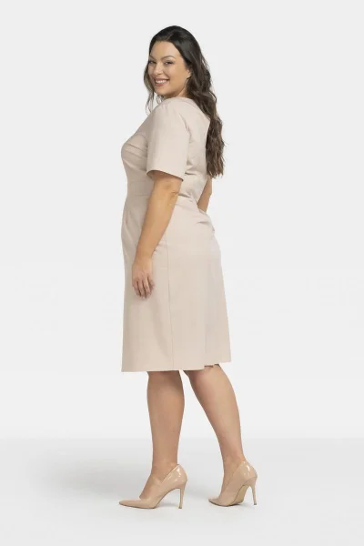 Elegantní tužkové šaty s výstřihem pro dámy plus size Karko