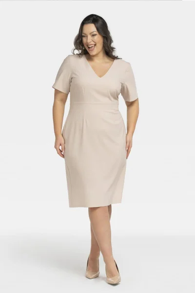 Elegantní tužkové šaty s výstřihem pro dámy plus size Karko