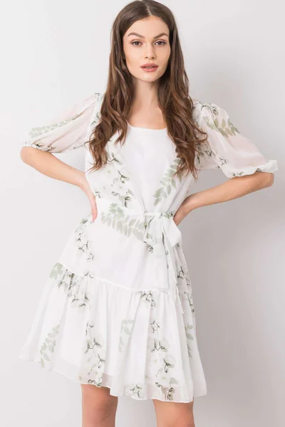Dámské bílé šaty s květinami FPrice
