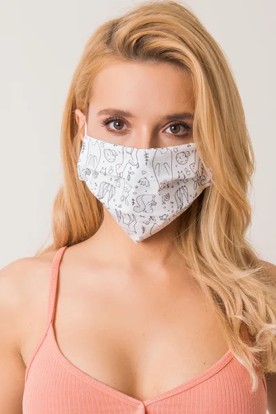 Bílá opakovaně použitelná ochranná maska FPrice