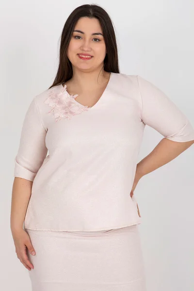 Elegantní růžová dámská halenka plus size Fashionhunters