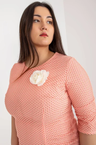 Dámské květované broskvové šaty plus size Fashionhunters