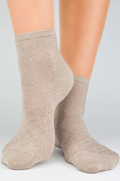 Jemné hedvábné viskózové ponožky pro dámy