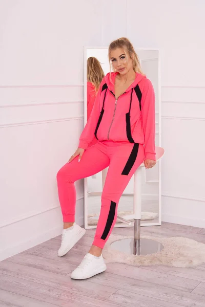 Růžová neonová sportovní souprava s pruhy K-Fashion