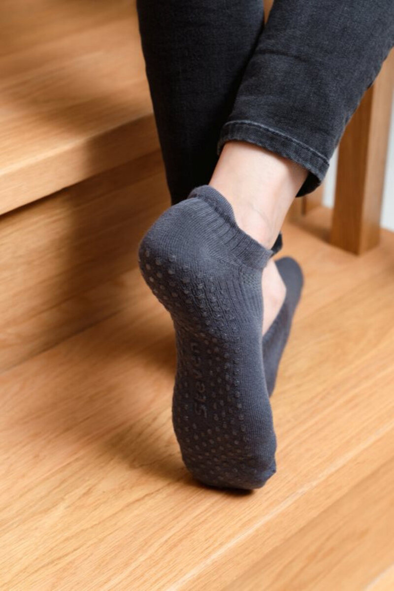 Polofroté dámské ponožky s protiskluzovou úpravou ABS 83E Steven, C.šedá 44-46 i170_IM003135A